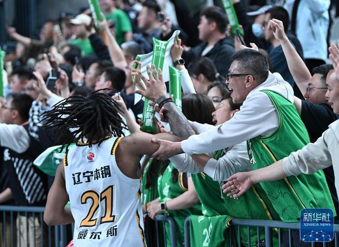 九游体育下载 -包含冲刺阶段突围战来临；新疆广汇围绕NBA季后赛队长鼓劲；球迷炸锅；球队文化再被提及的词条